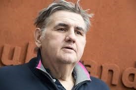 Le retour de Pierre Ménès Le retour de Pierre Ménès